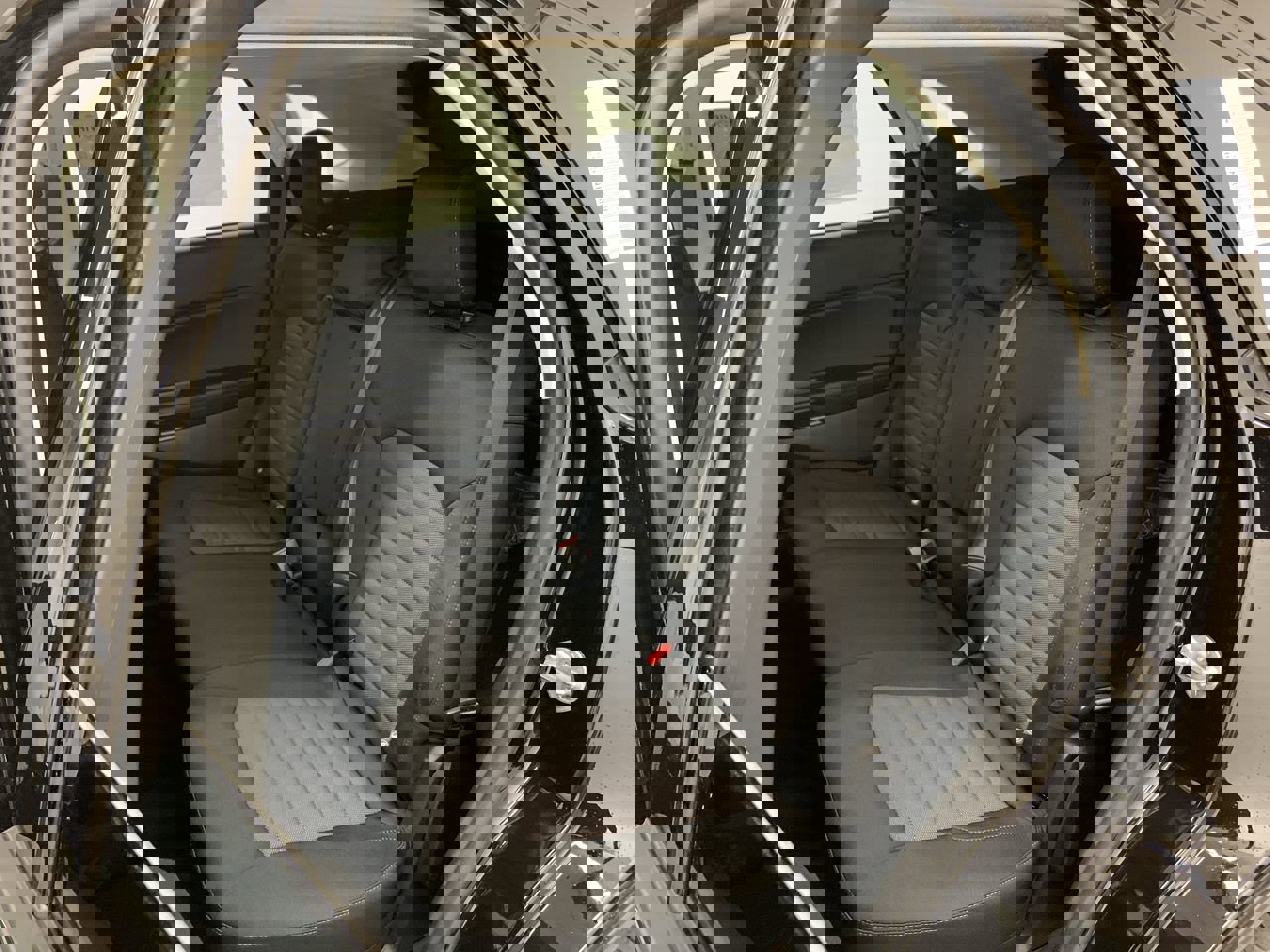 New 2024 Ford Edge SE image 8