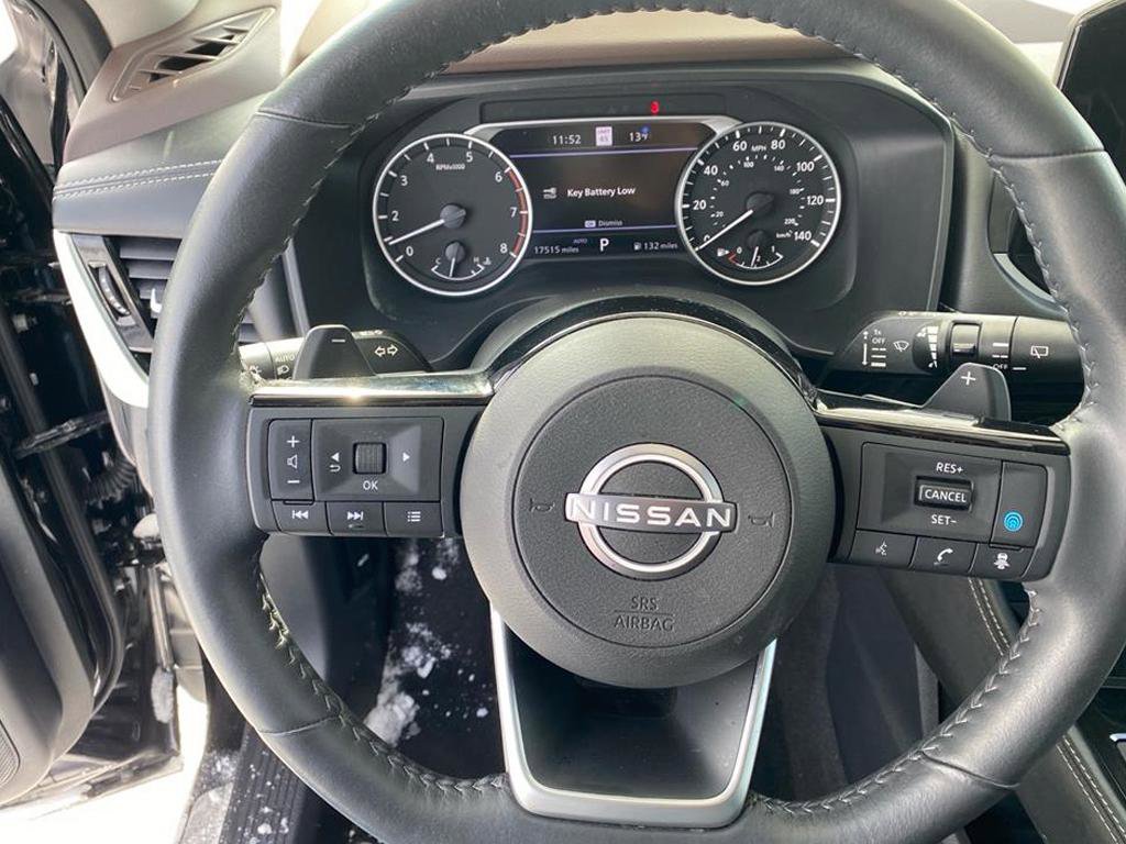 Used 2023 Nissan Rogue SL w/ SL Premium Package image 6