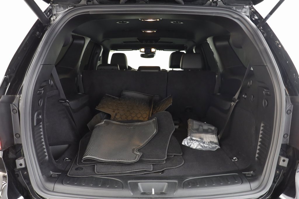 Used 2025 Dodge Durango R/T image 16