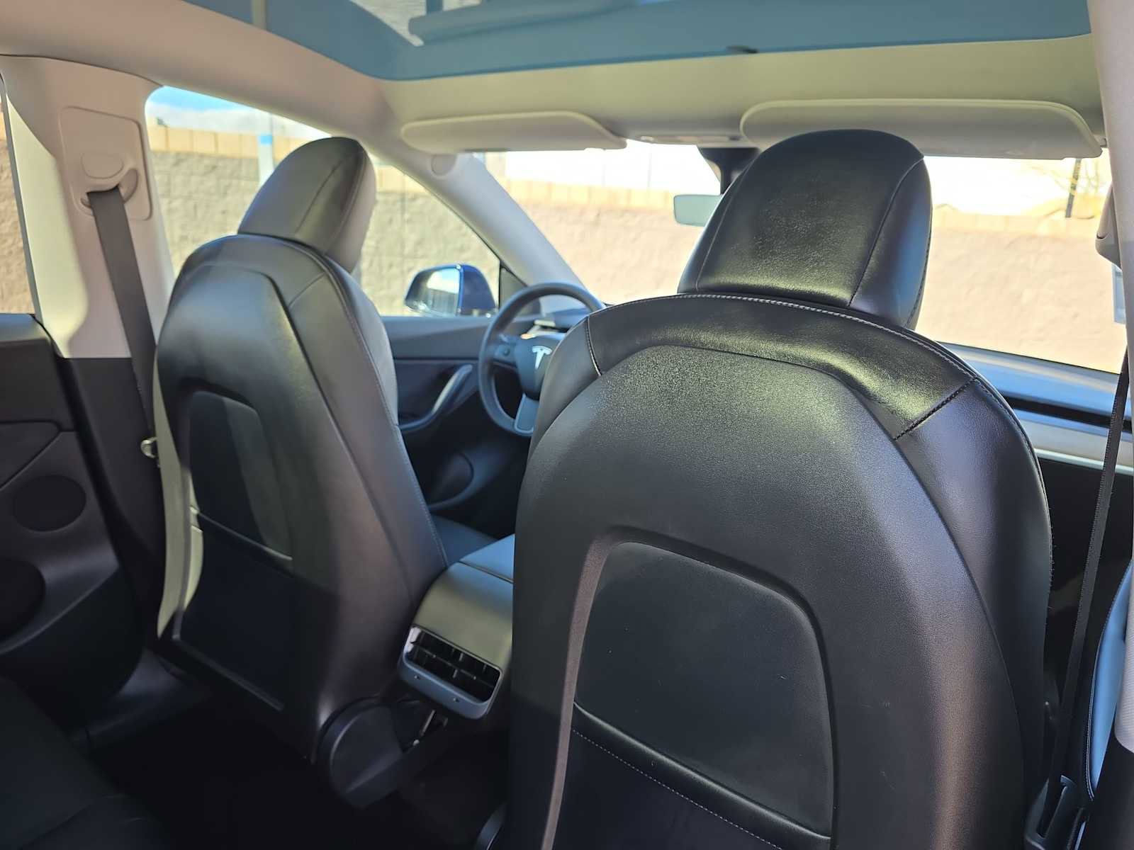 Used 2021 Tesla Model Y Performance image 16