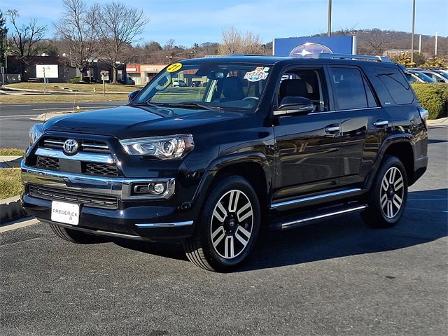 Used 2021 Toyota 4Runner Limited image 3