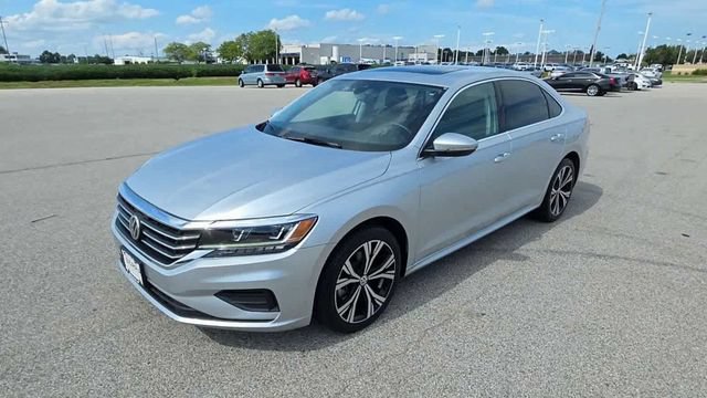 Used 2021 Volkswagen Passat 2.0T SE FWD image 5