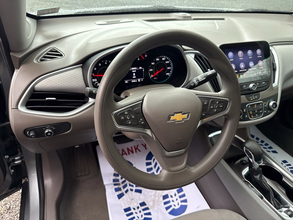 Used 2024 Chevrolet Malibu LT FWD image 13