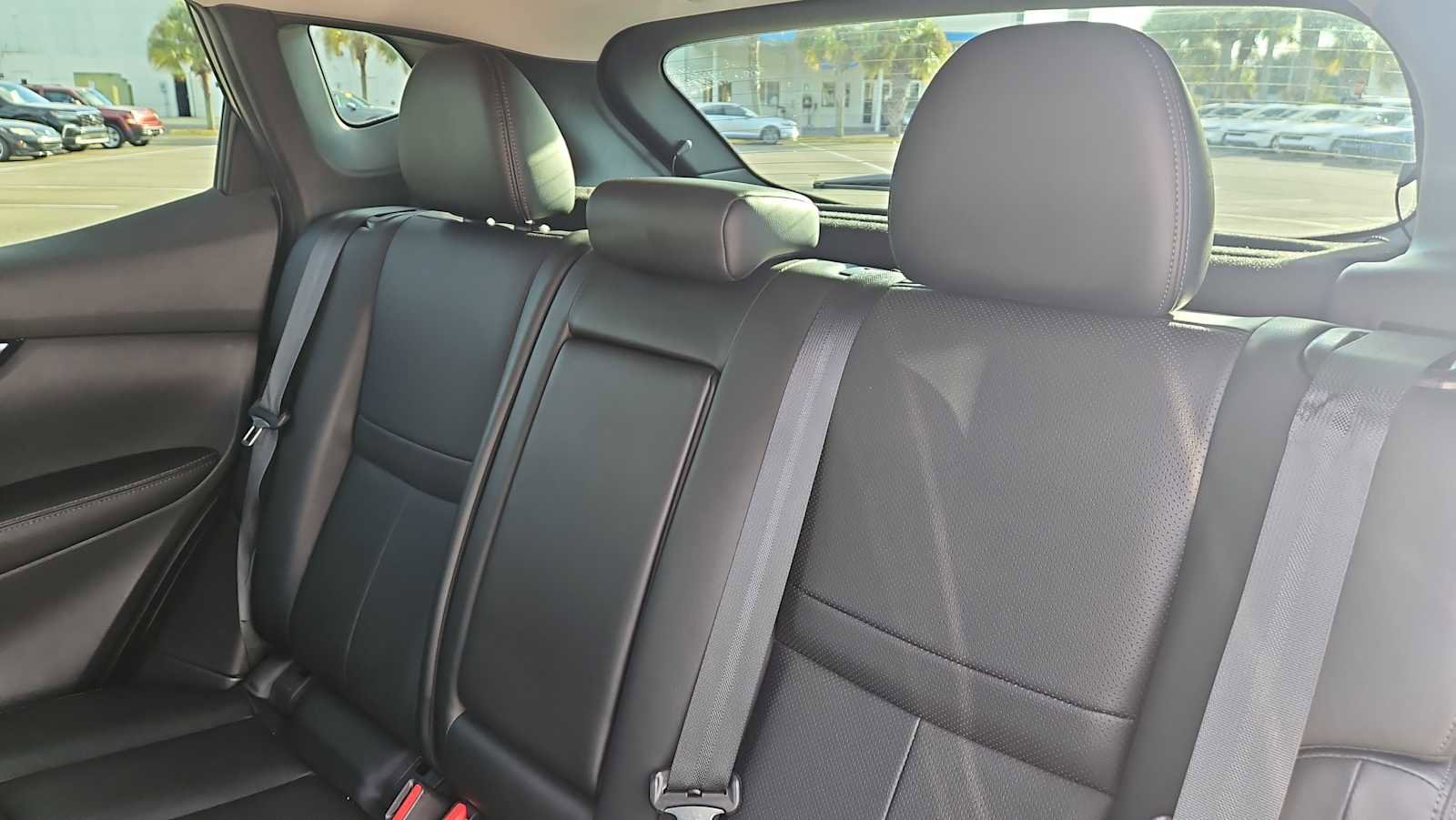 Used 2022 Nissan Rogue Sport SL image 24