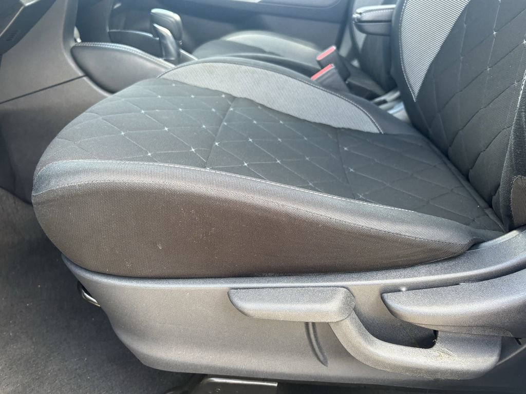 Used 2020 Nissan Kicks SV image 13