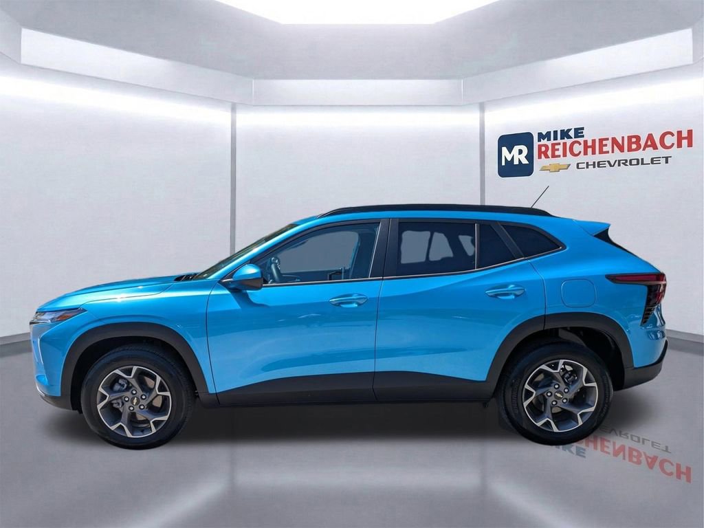 Used 2026 Chevrolet Trax LT w/ Driver Confidence Package FWD image 7