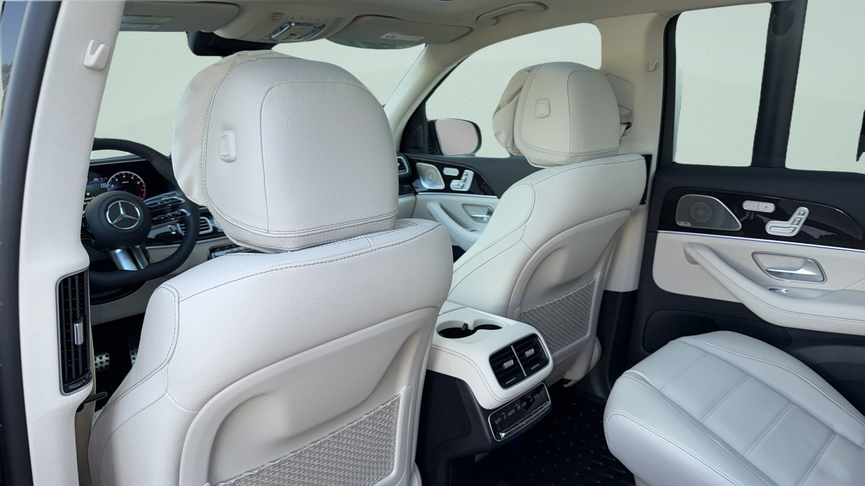 Certified 2026 Mercedes-Benz GLS 450 4MATIC image 24