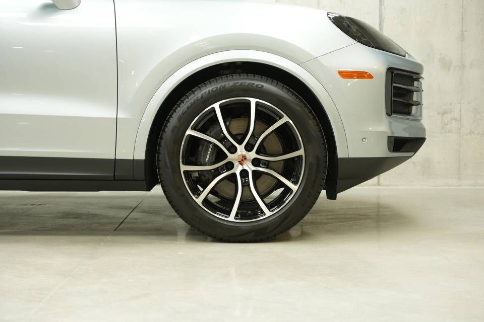 New 2026 Porsche Cayenne image 39