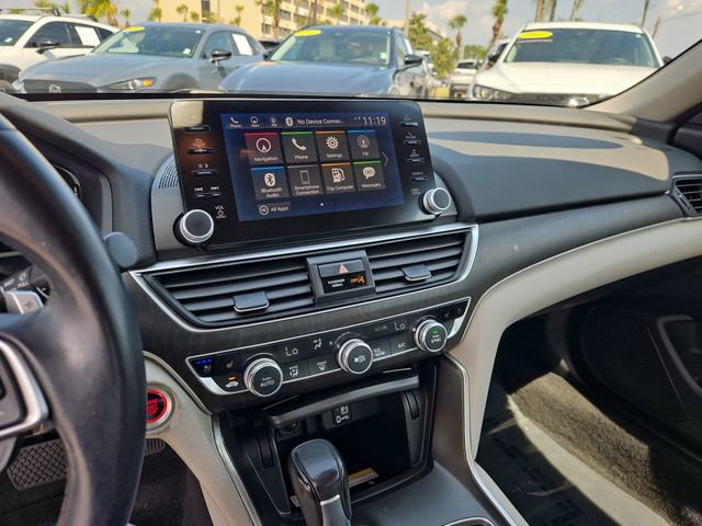Used 2018 Honda Accord Touring image 24
