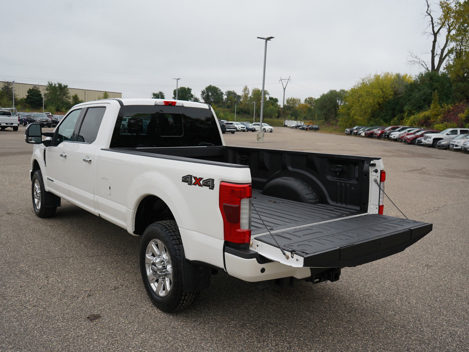 Used 2017 Ford F350 Platinum w/ Platinum Ultimate Package image 9