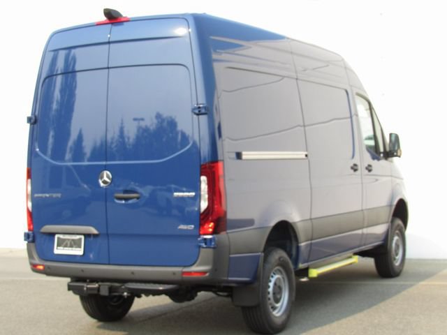 Used 2025 Mercedes-Benz Sprinter 2500 image 6