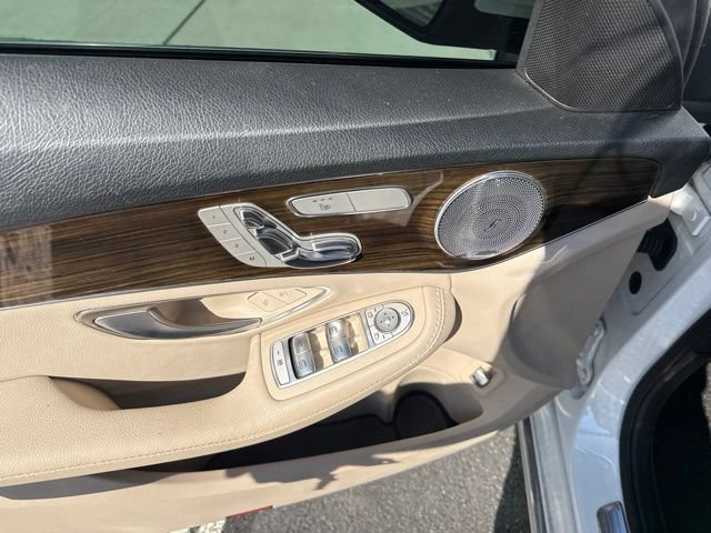 Used 2019 Mercedes-Benz C 300 4MATIC Sedan image 8
