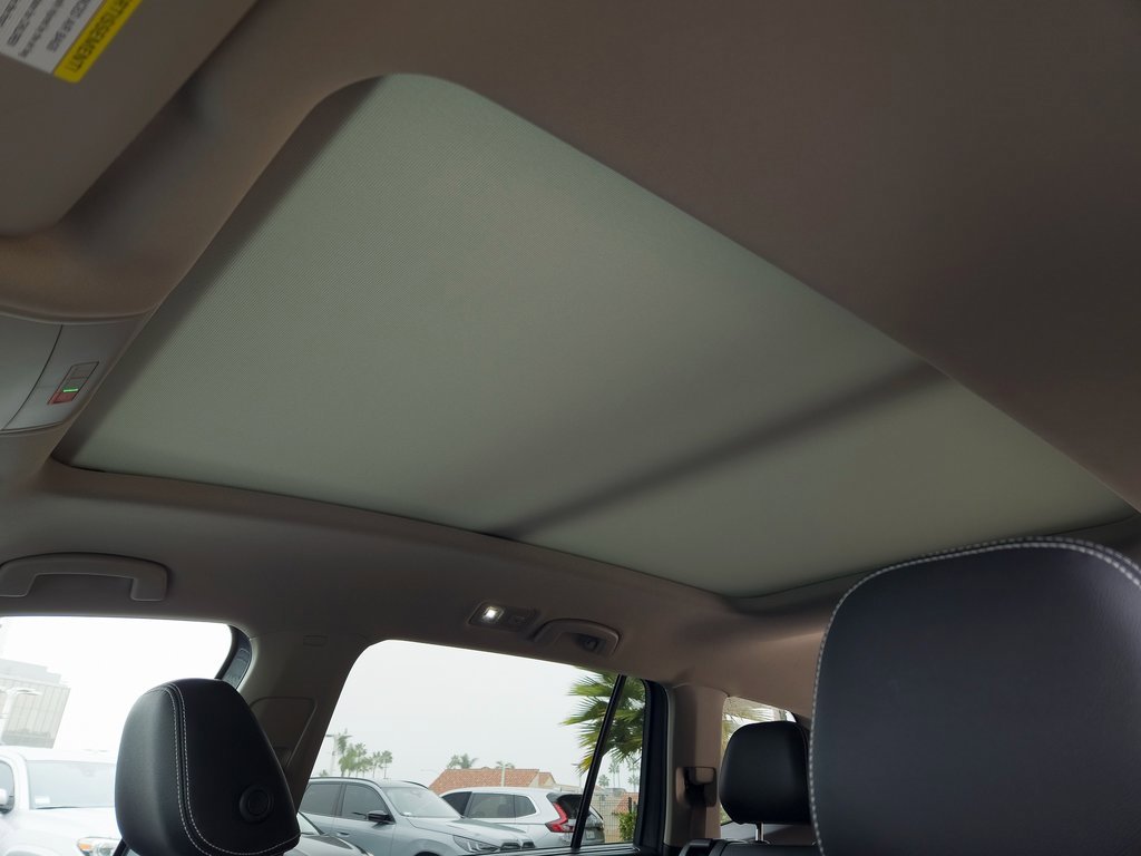 Used 2023 Volkswagen Atlas SEL image 20