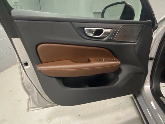 Certified 2024 Volvo S60 B5 Ultimate w/ Climate Package AWD/4WD image 6