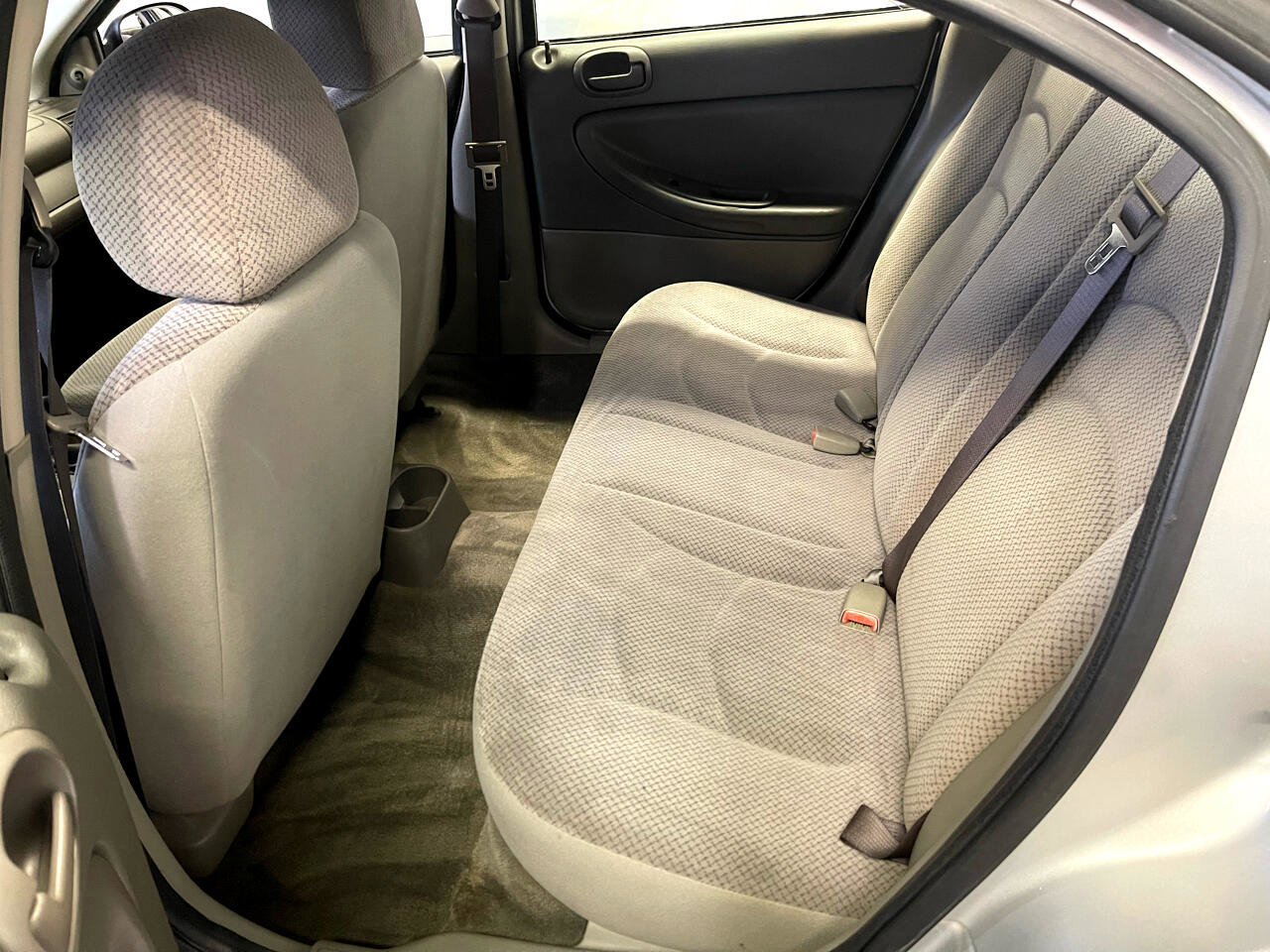 Used 2004 Dodge Stratus SE image 20