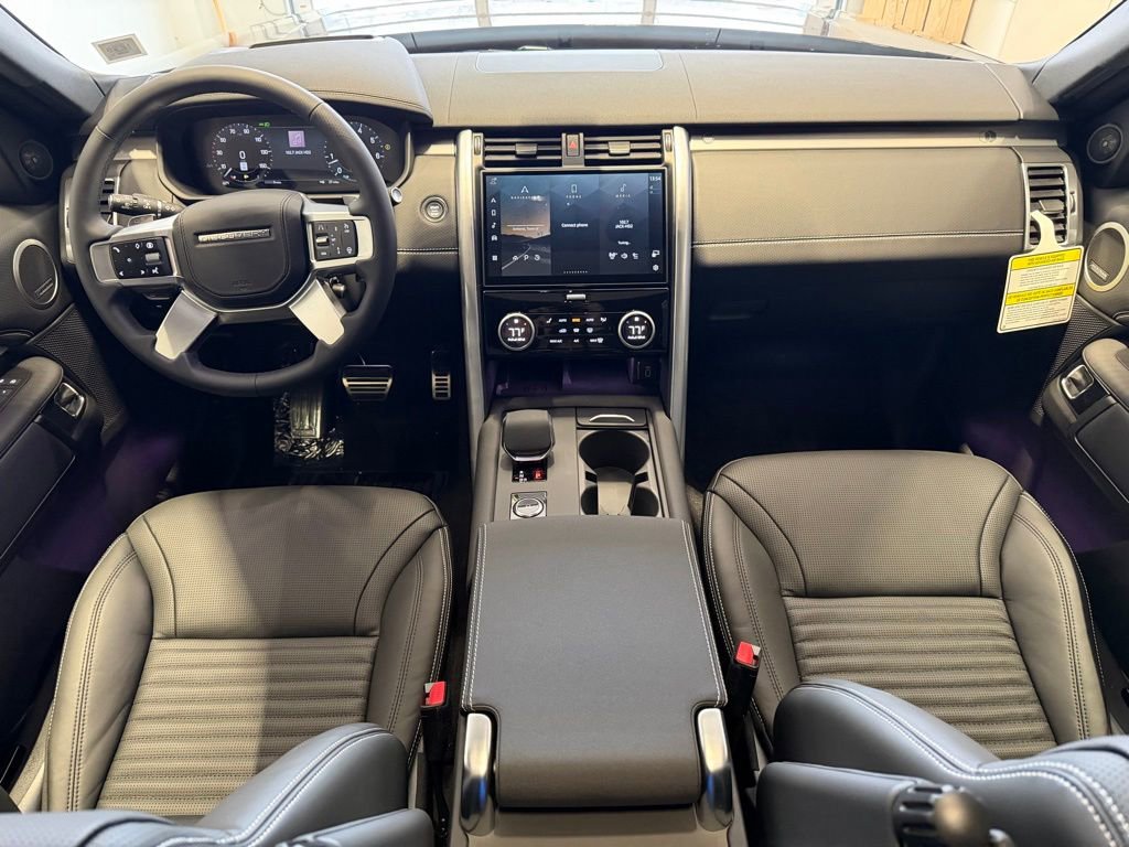 New 2026 Land Rover Discovery Limited Edition AWD/4WD image 21