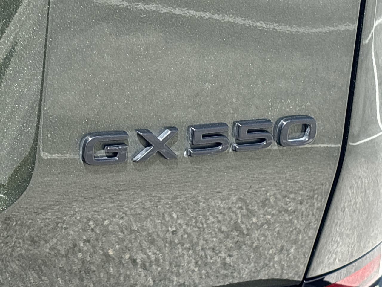 Used 2024 Lexus GX 550 image 10
