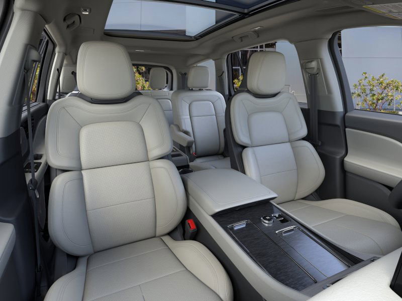 New 2026 Lincoln Aviator Reserve image 9