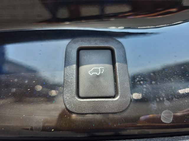 Used 2018 Toyota Highlander FWD V6 image 33