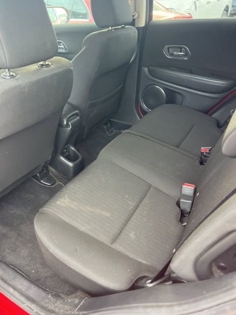 Used 2017 Honda HR-V EX image 4