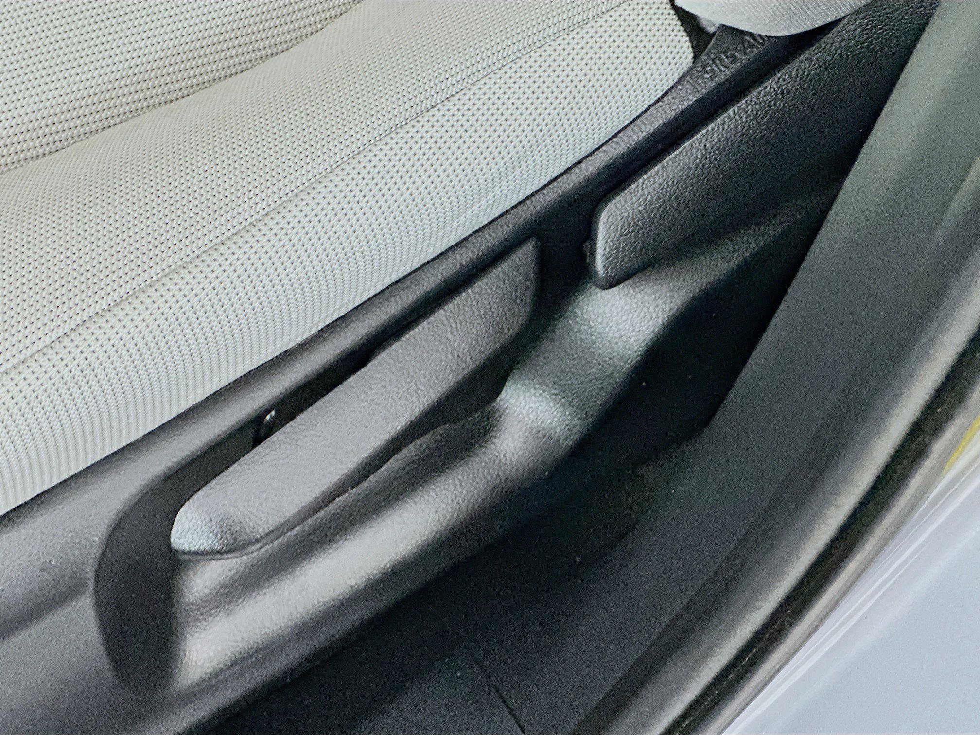 Used 2024 Toyota Corolla Cross L image 13