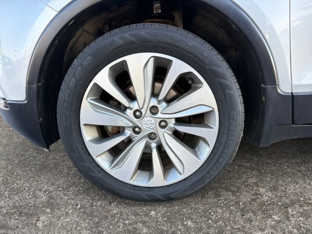 Used 2017 Buick Encore Preferred FWD image 14
