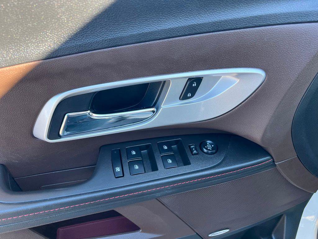 Used 2014 Chevrolet Equinox LTZ image 17