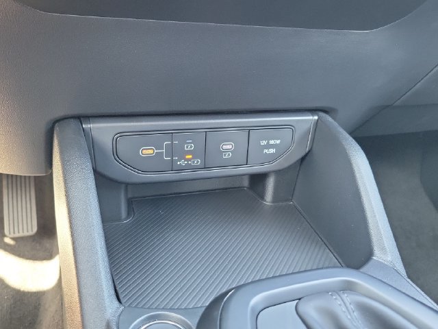 New 2026 Kia K4 FWD image 19