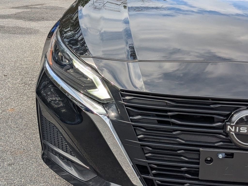 Used 2023 Nissan Altima 2.5 SV image 10
