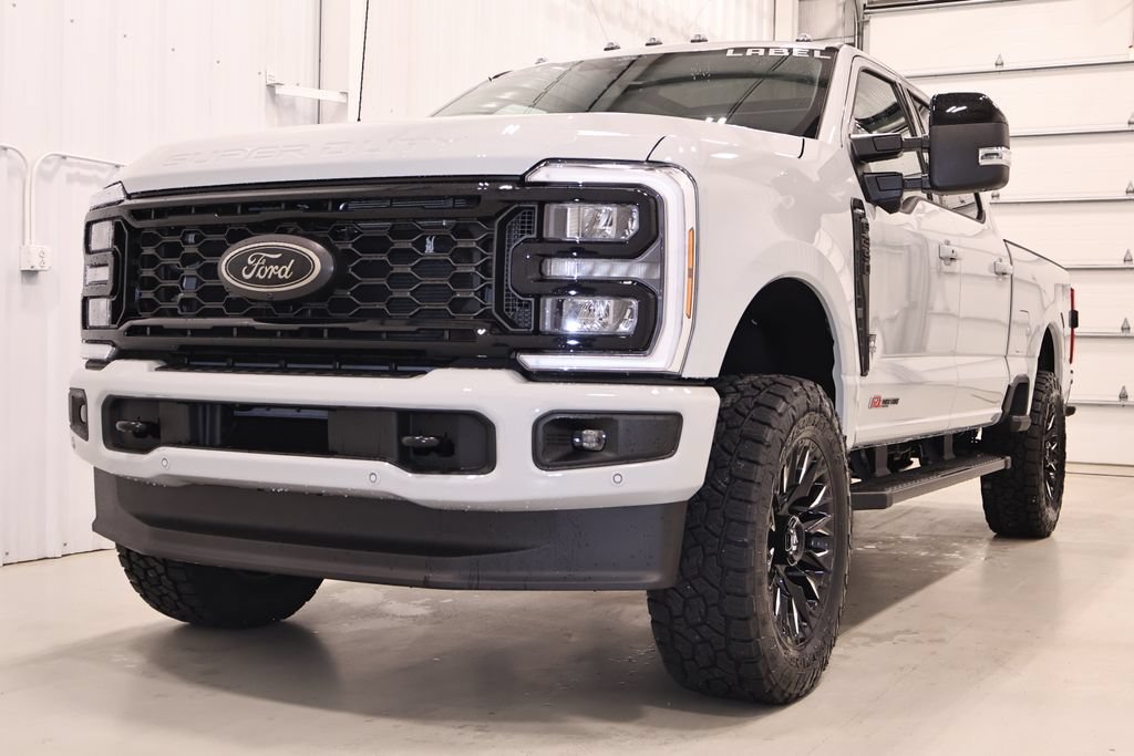 New 2026 Ford F350 Lariat w/ Black Appearance Package AWD/4WD image 5