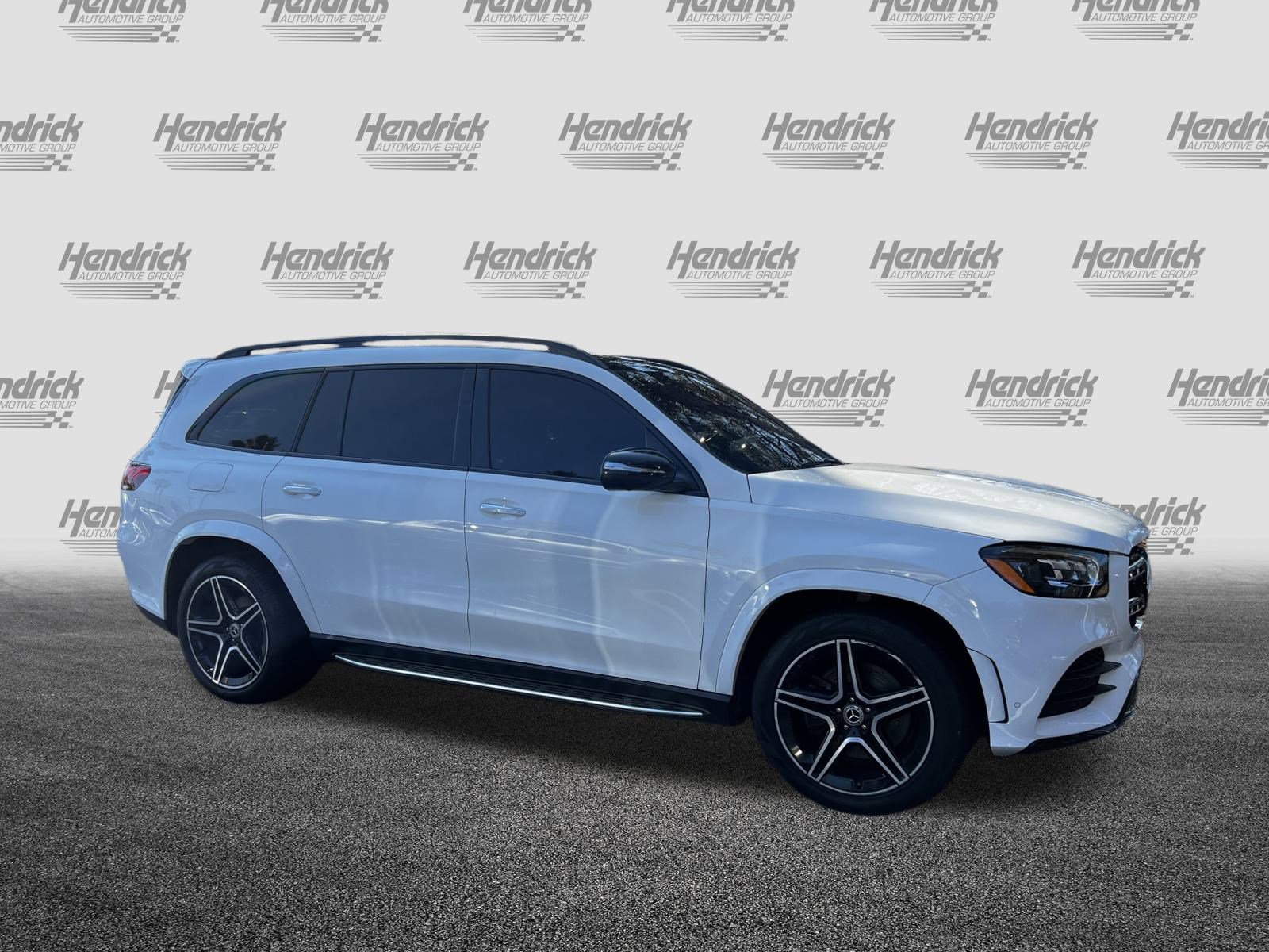 Used 2023 Mercedes-Benz GLS 450 450 4MATIC w/ AMG Line Exterior image 10