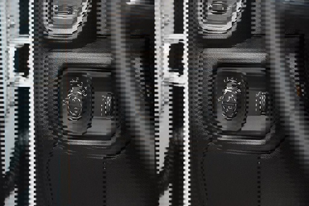 Used 2025 RAM 5500 Tradesman w/ Safety Group image 25