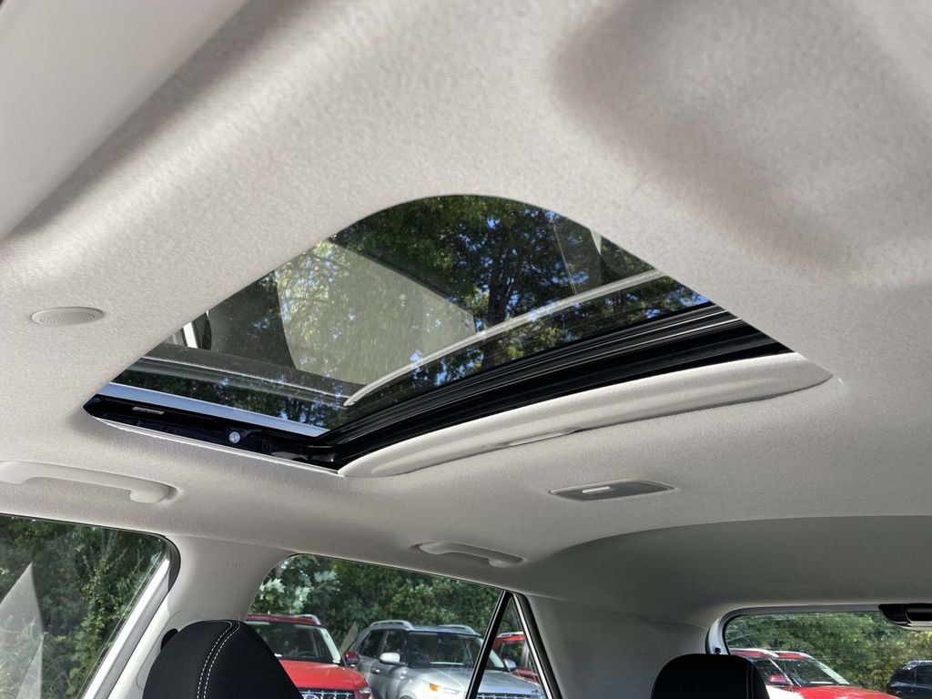 New 2026 Hyundai Venue SEL image 17