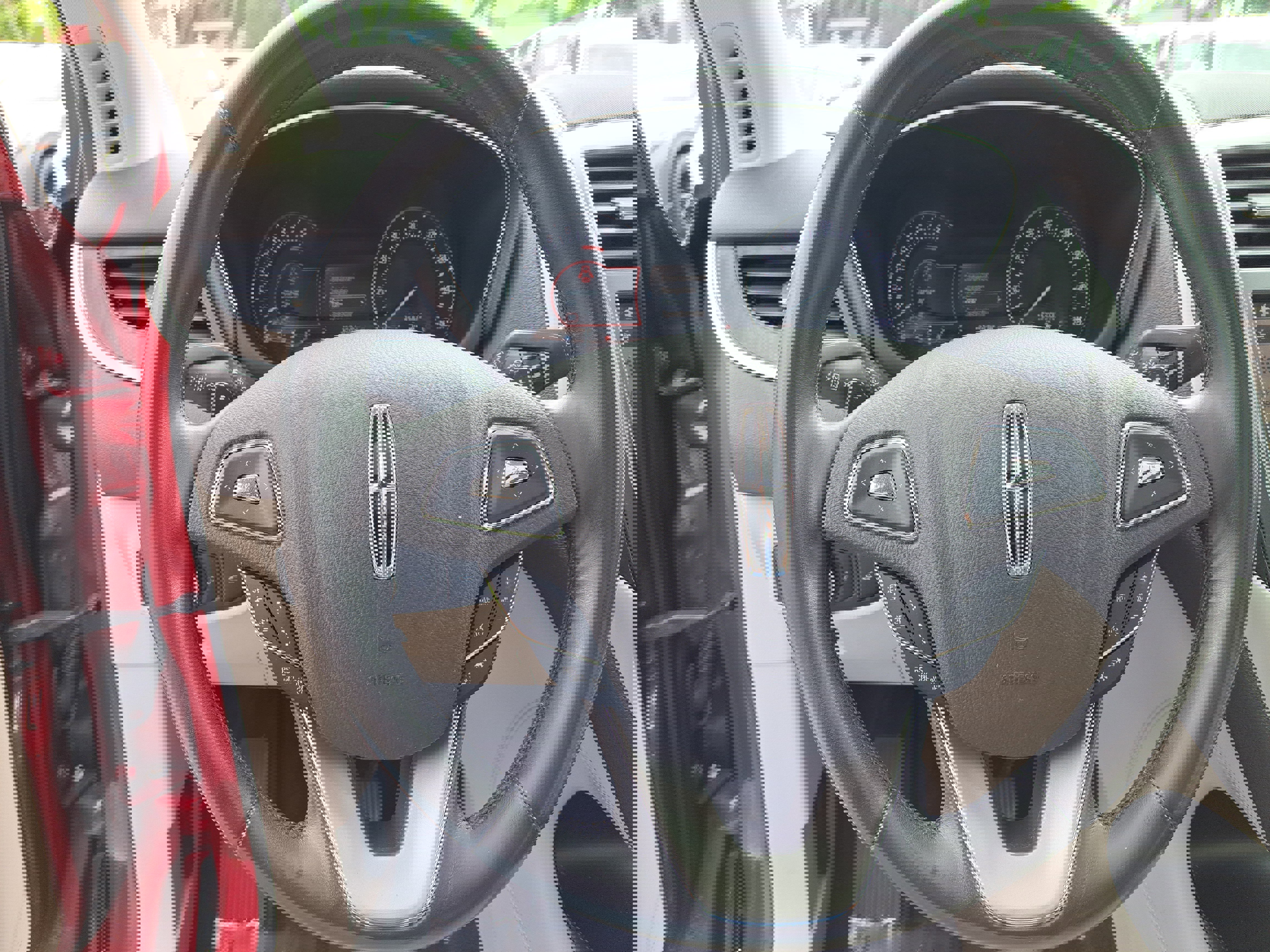 Used 2019 Lincoln MKC Reserve w/ MKC Technology Package image 13