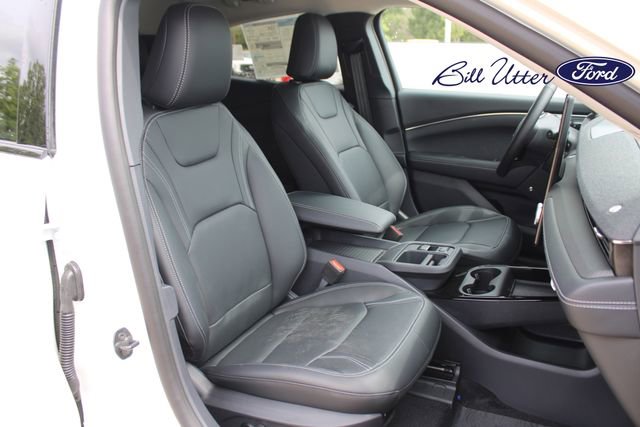 New 2026 Ford Mustang Mach-E Premium image 7