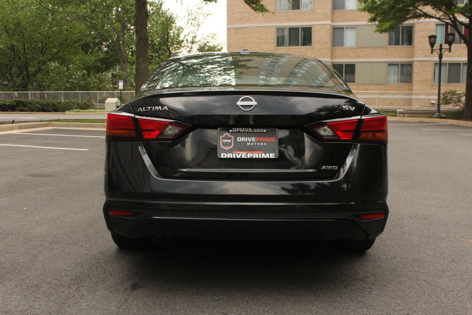 Used 2024 Nissan Altima 2.5 SV AWD/4WD image 8