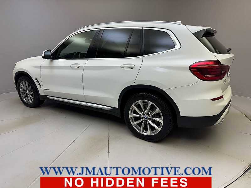 Used 2018 BMW X3 xDrive30i AWD/4WD image 3