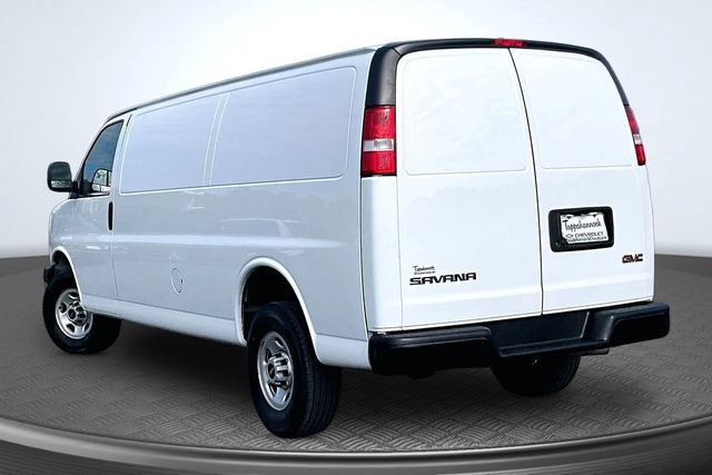 Used 2023 GMC Savana 2500 Extended RWD image 4