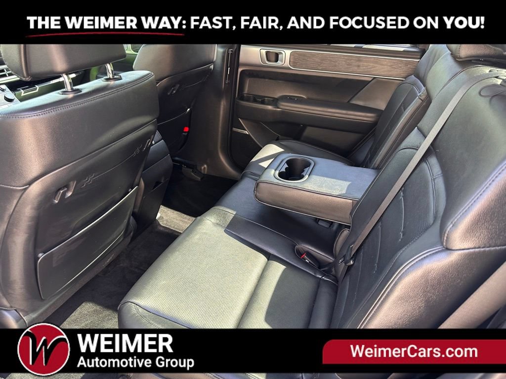 Used 2024 Hyundai Santa Fe Limited AWD/4WD image 20