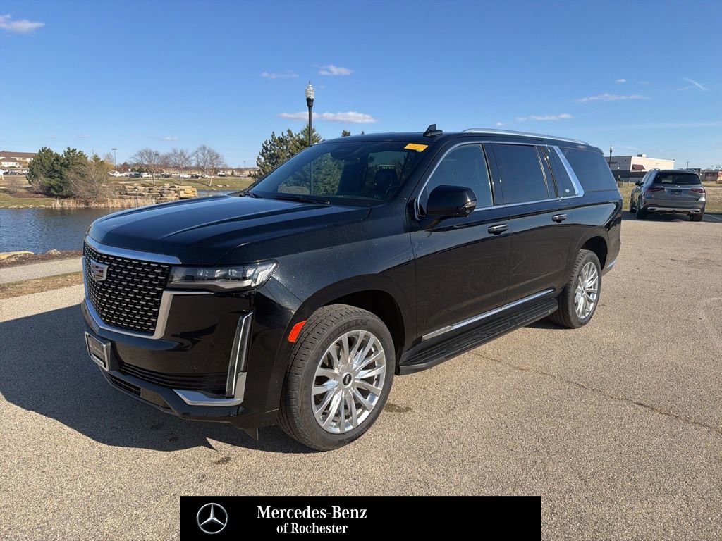 Used 2022 Cadillac Escalade ESV Premium Luxury image 1