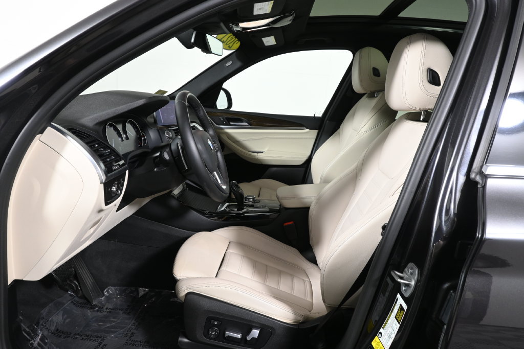Used 2021 BMW X3 xDrive30i w/ Convenience Package AWD/4WD image 3