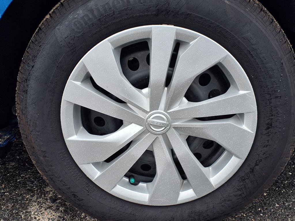 Used 2024 Nissan Versa S w/ Trunk Package image 9