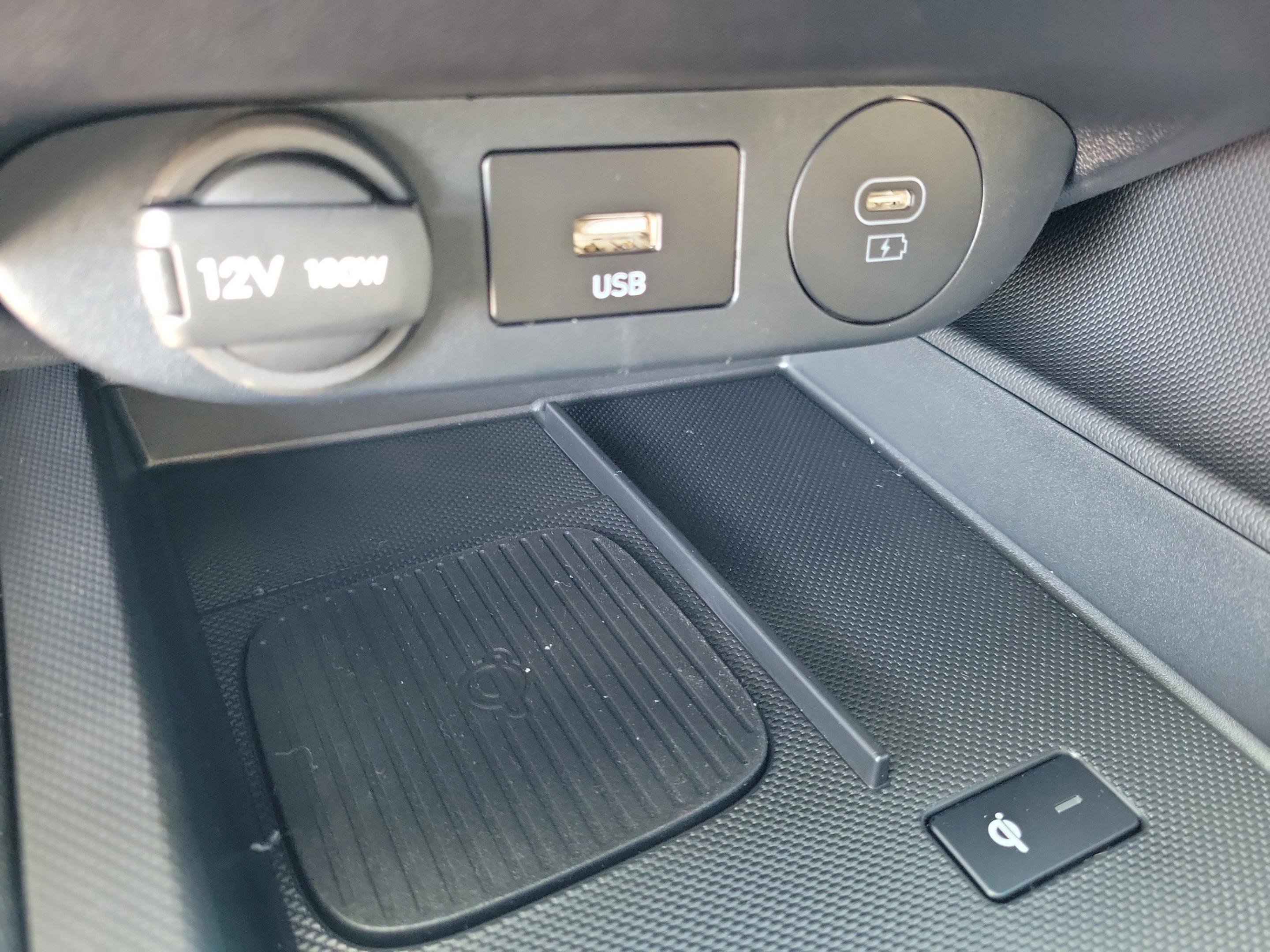 New 2026 Hyundai Elantra SEL Sport image 9