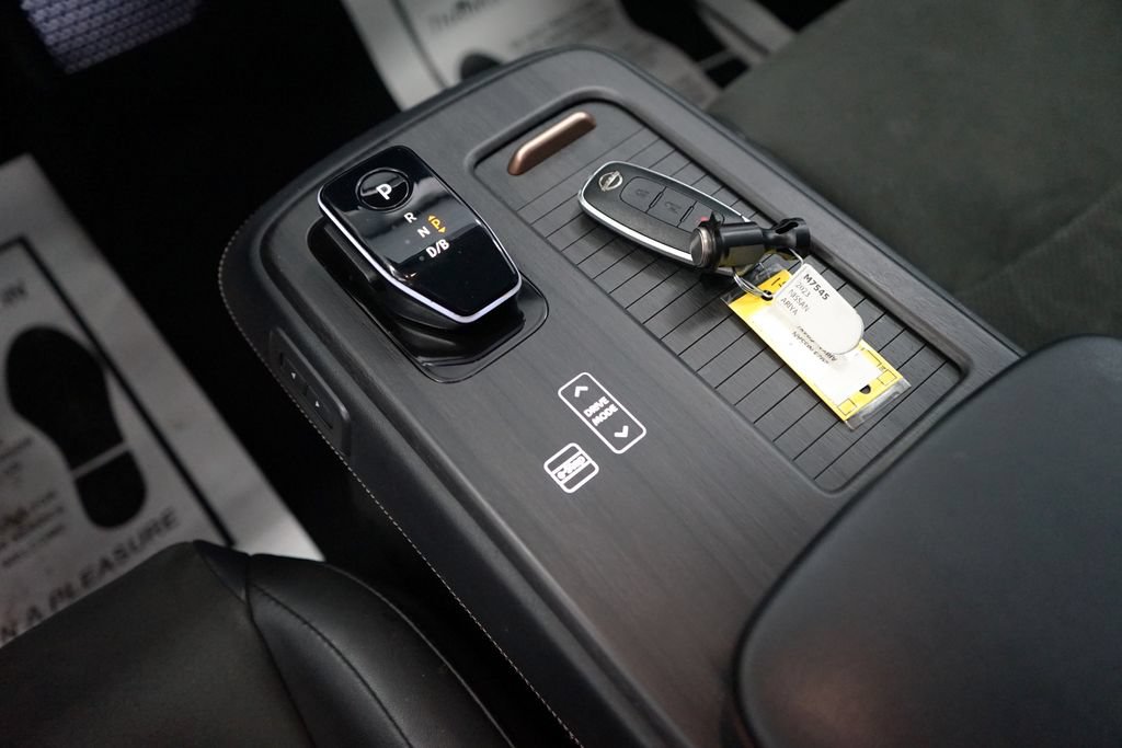 Used 2023 Nissan Ariya FWD image 41