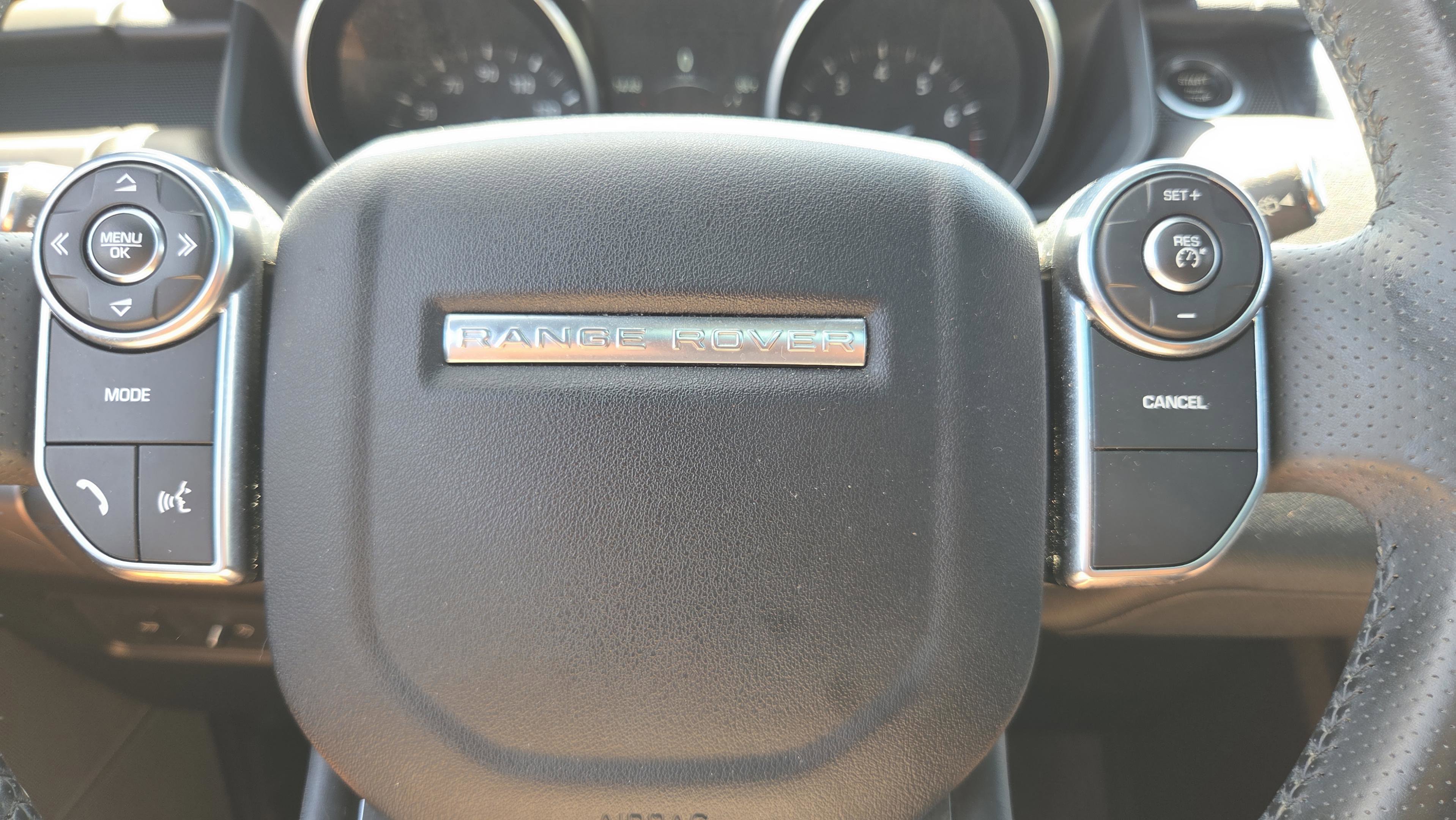 Used 2016 Land Rover Range Rover Sport SE AWD/4WD image 30