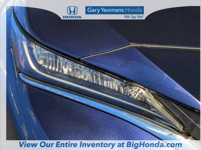 Used 2021 Toyota Venza LE AWD/4WD image 12