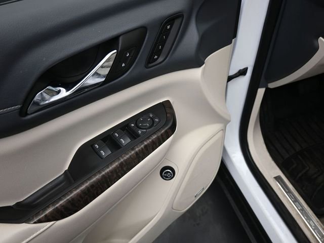 Used 2023 GMC Acadia Denali AWD/4WD image 14
