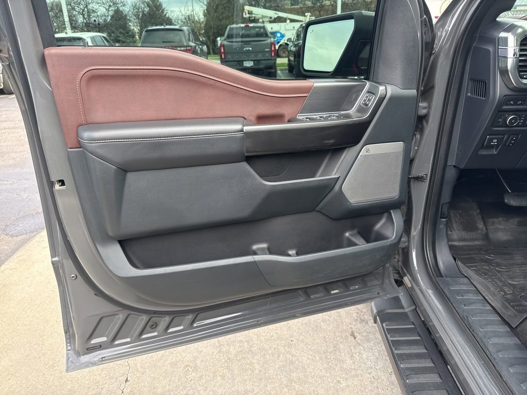 Used 2021 Ford F150 Lariat w/ Equipment Group 502A High image 5