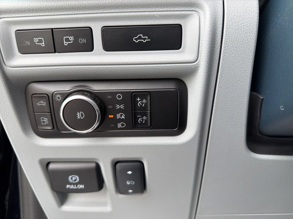 Used 2023 Ford F150 Limited AWD/4WD image 46