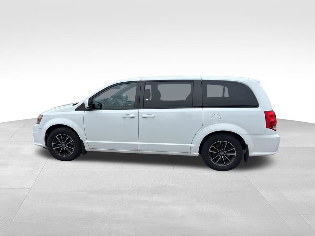 Used 2018 Dodge Grand Caravan SXT w/ Driver Convenience Group image 12